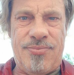 Meet your Posher, Peter